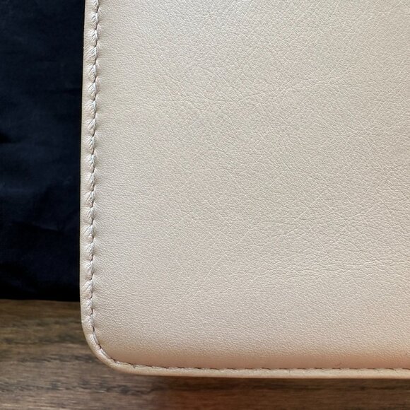 Chanel Boy Flap Bag Quilted Lambskin - Picture 8 of 15